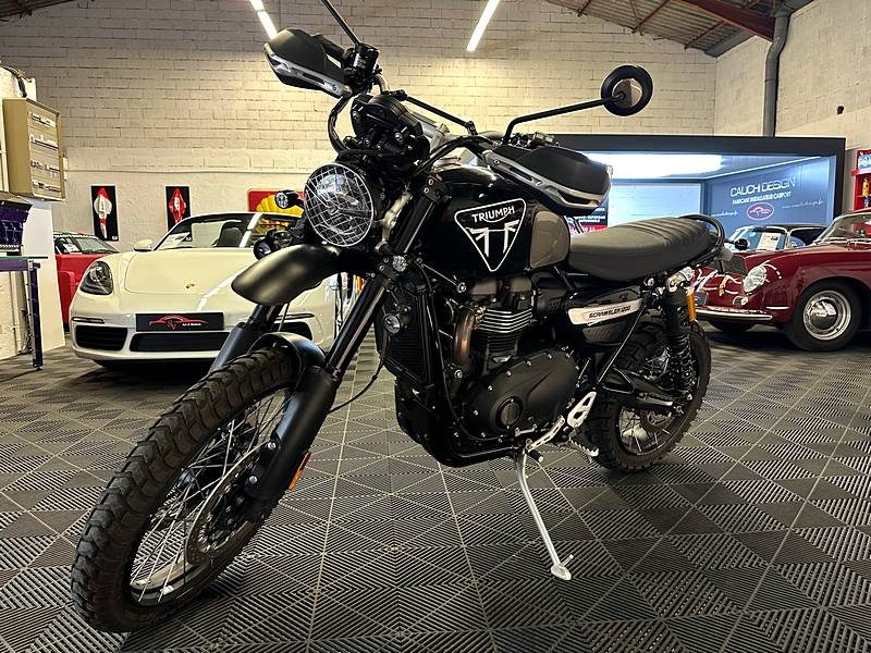 Triumph Scrambler 1200 BOND EDITION
