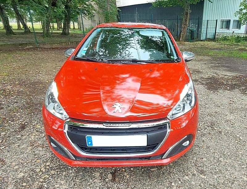 PEUGEOT 208 1,2 PURETECH 80 STYLE AOUT 2016 62 700 KM
