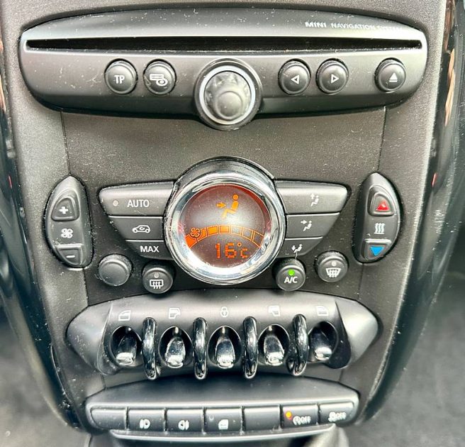 MINI MINI COUNTRYMAN Cooper D 1.6L DPF 16V 112cv 