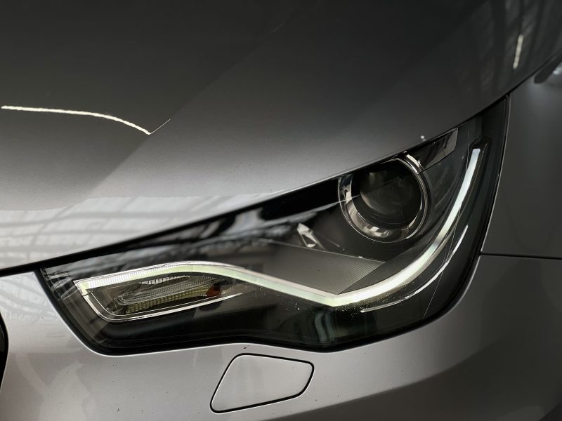 AUDI A1 1.6 TDI 90CH S-LINE