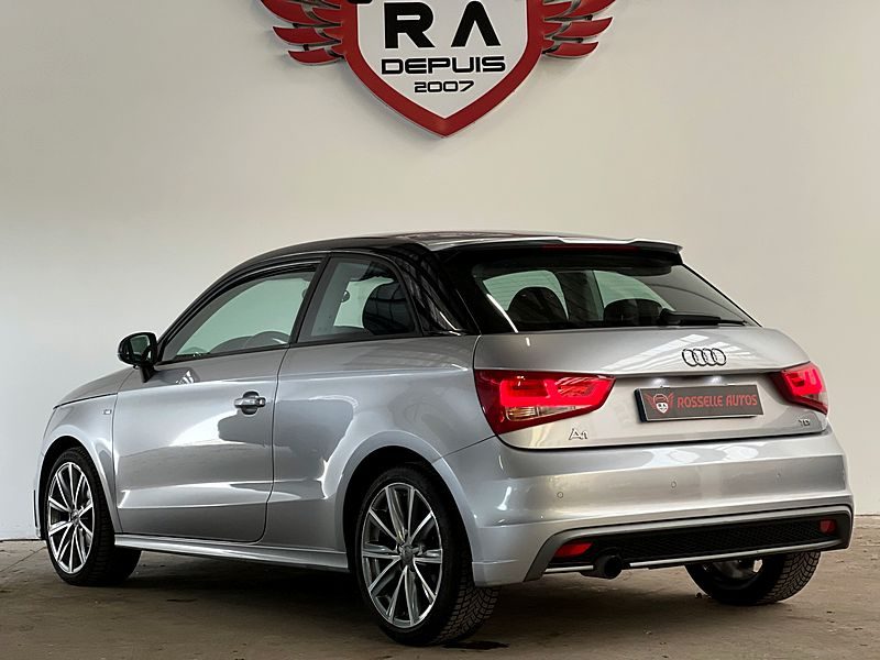 AUDI A1 1.6 TDI 90CH S-LINE