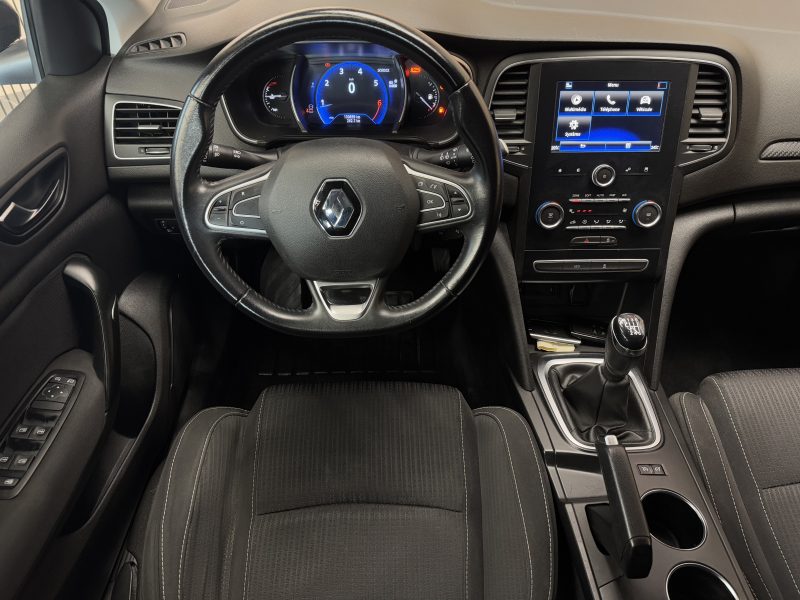 RENAULT MEGANE IV Berline cinq portes 2018