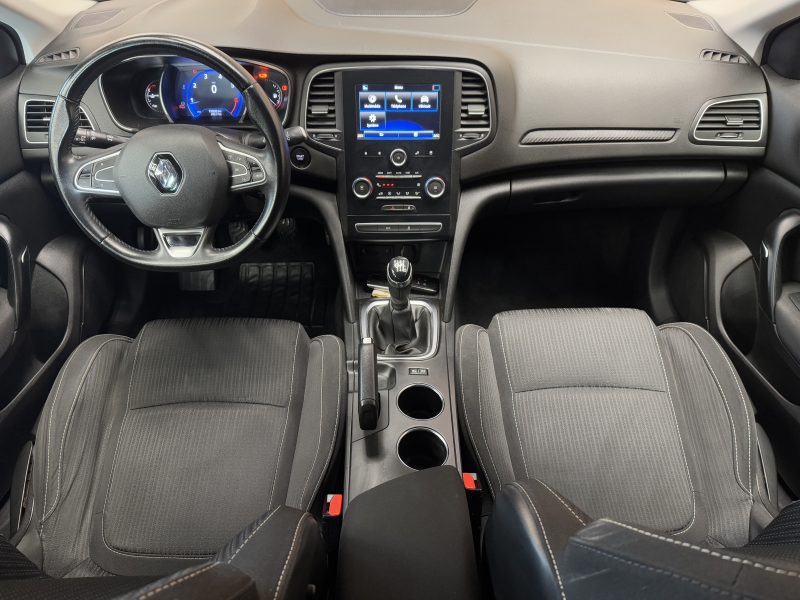 RENAULT MEGANE IV Berline cinq portes 2018