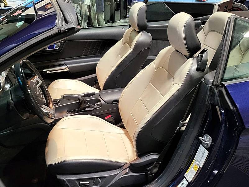 FORD MUSTANG GT Convertible 5.0 V8 418cv Boîte Auto