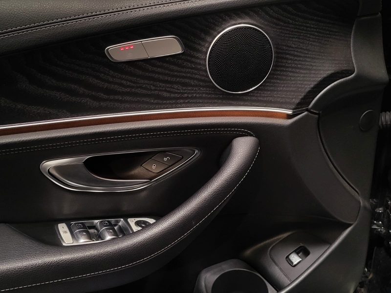 MERCEDES-BENZ CLASSE E 300de EQ Power 306cv AMG Line BVA 9G-Tronic