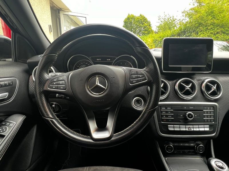 MERCEDES CLASSE A 2015