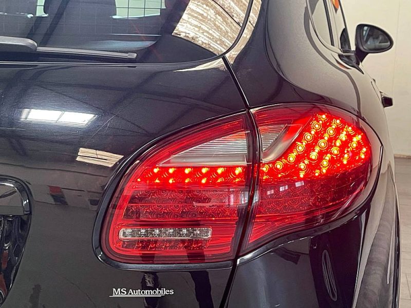 PORSCHE CAYENNE 2011