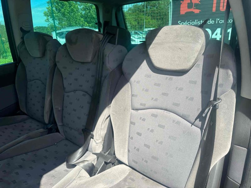 PEUGEOT 807 2006