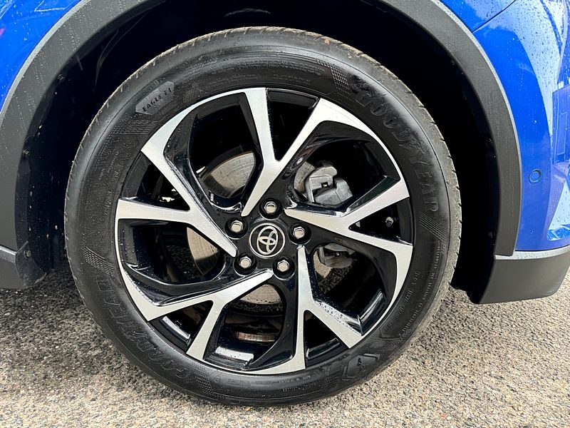 TOYOTA C-HR 1.8 HYBRID 122CV COLLECTION