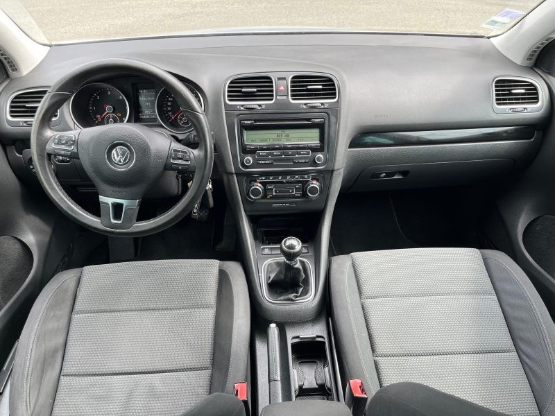 VOLKSWAGEN GOLF VI 2010