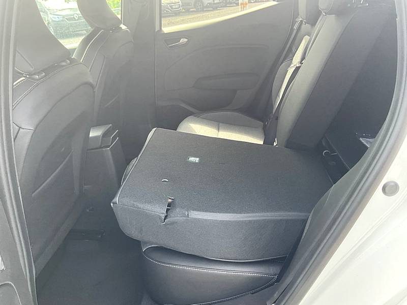 RENAULT  CLIO V 2024