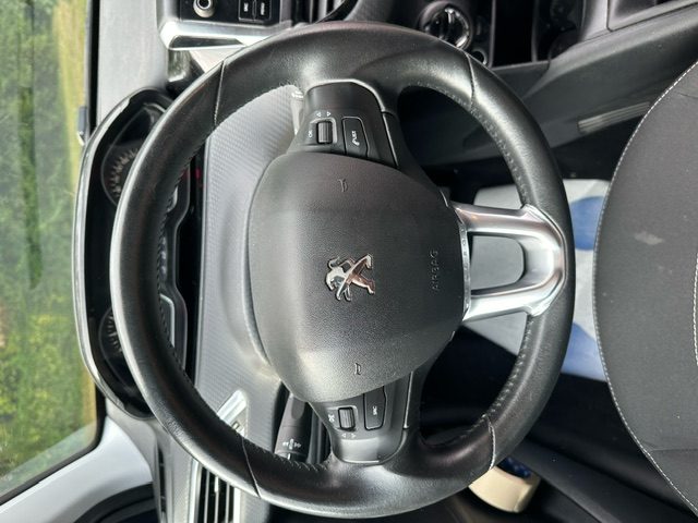 PEUGEOT 208 1.2 VTi Style 2017 - 57224 KM