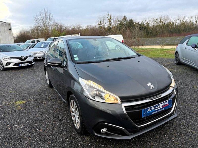 PEUGEOT 208 1.2 e-VTi Active 2016 - 61611 KM