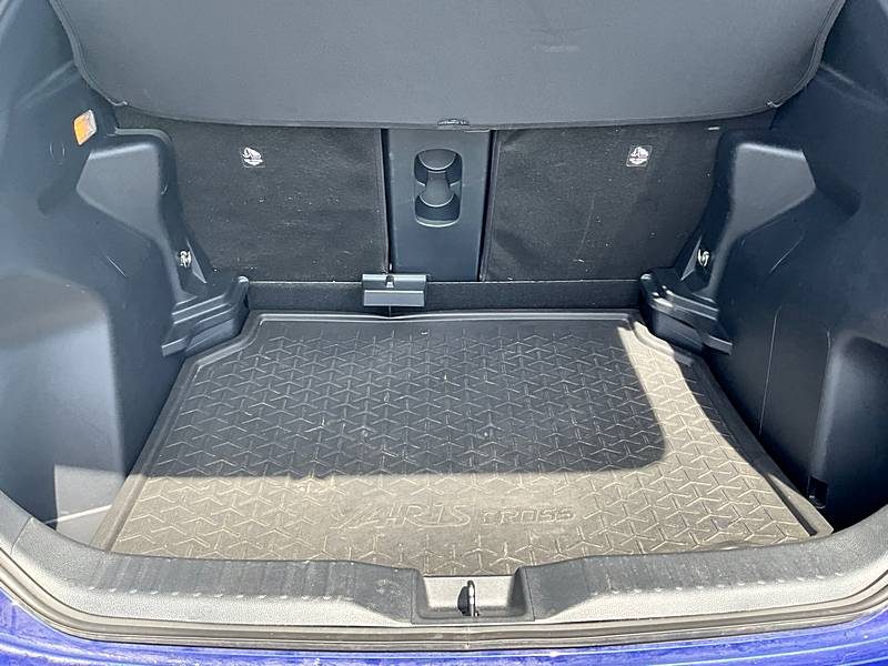 TOYOTA YARIS CROSS 2023