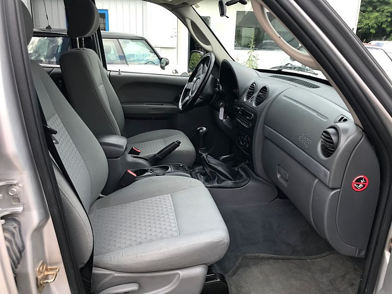 JEEP CHEROKEE II PH2  - 2.8 CRD WILDREAM 4X4 163cv BV6 - GARANTIE 6 MOIS