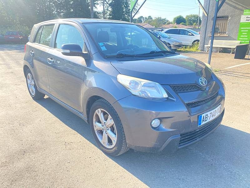 TOYOTA URBAN CRUISER 2009