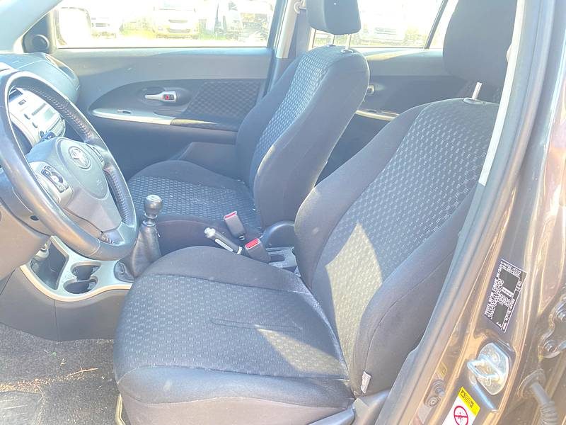 TOYOTA URBAN CRUISER 2009