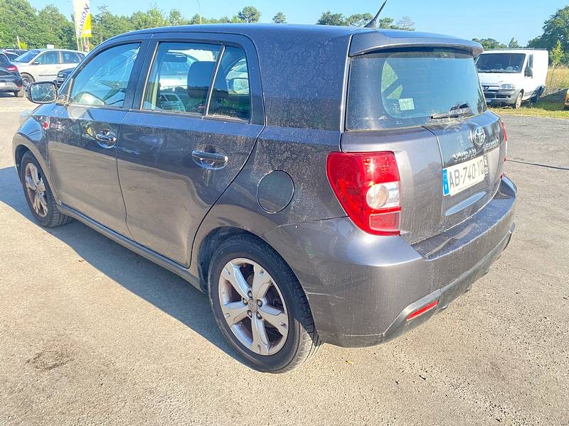 TOYOTA URBAN CRUISER 2009