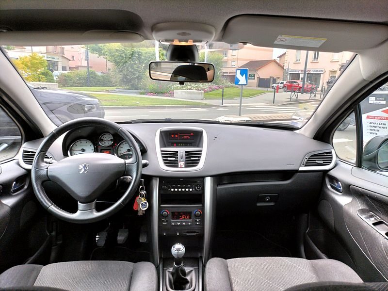 PEUGEOT 207 1.6L 120cv