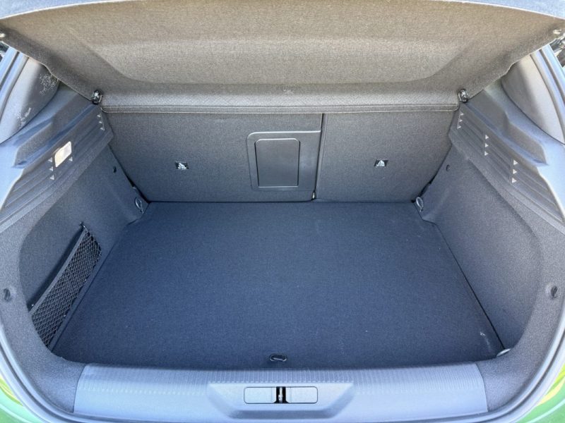 PEUGEOT 308 1.6 Hybride 225 GT PACK E-EAT8 Toit ouvrant / Carplay / Sièges chauffants