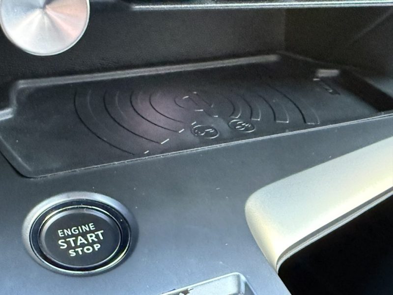 PEUGEOT 308 1.6 Hybride 225 GT PACK E-EAT8 Toit ouvrant / Carplay / Sièges chauffants