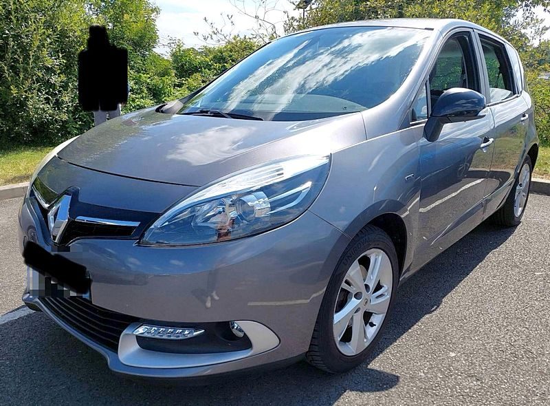 RENAULT SCENIC III 1.5 dCi 110 cv LIMITED 1 ère main Garantie 12 Mois
