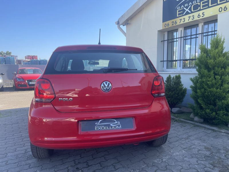 VOLKSWAGEN POLO 2013