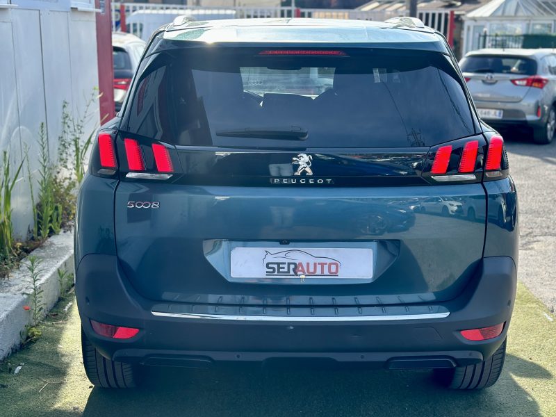 PEUGEOT 5008 II 2019