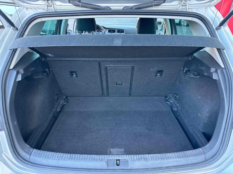 VOLKSWAGEN GOLF VII 2015