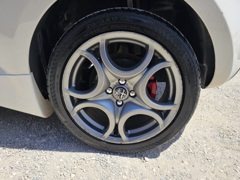 ALFA ROMEO MITO 1,3 MJTD 85 CH SERIE LIMITE SBK 