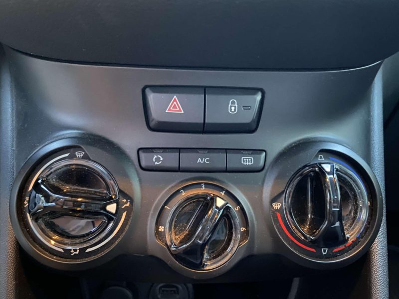 PEUGEOT 208 I 2012