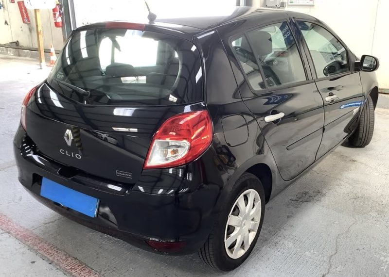 RENAULT CLIO 3 III PHASE 2 1.2 75 Cv 5 PORTES / CLIMATISATION BLUETOOTH CRIT AIR 1 - GARANTIE 1 AN