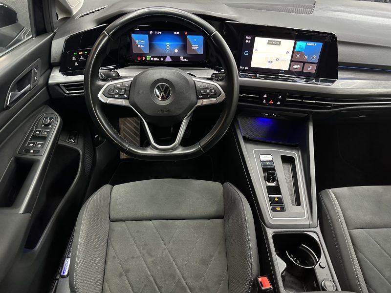 VOLKSWAGEN GOLF VIII 2020