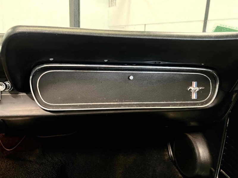 VENTE A PRO - Ford Mustang Cabriolet V8 | 1966 | Boîte 5 rapports Tremec | À restaurer 