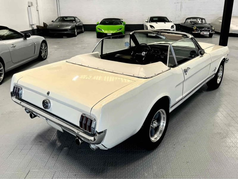VENTE A PRO - Ford Mustang Cabriolet V8 | 1966 | Boîte 5 rapports Tremec | À restaurer 