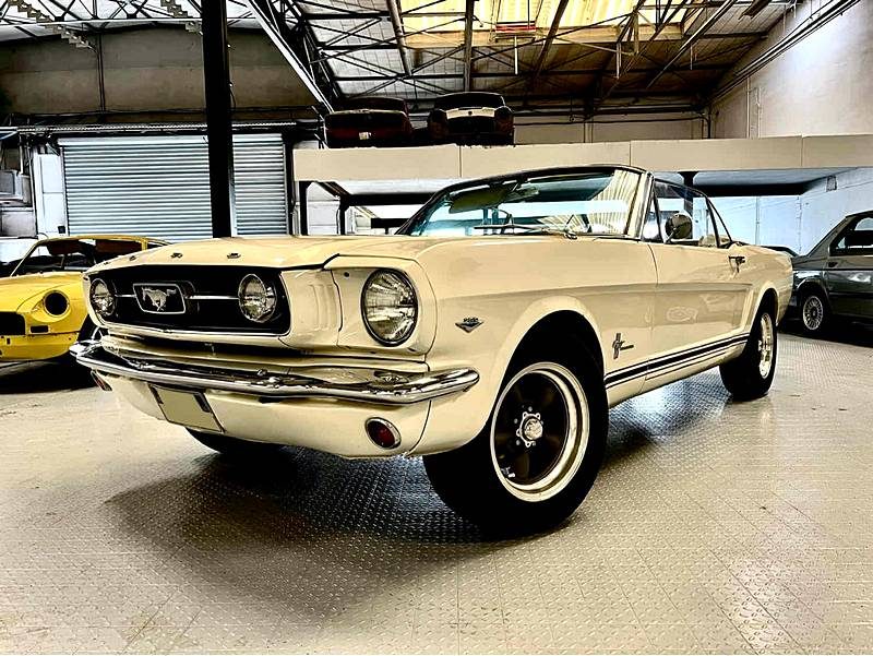 VENTE A PRO - Ford Mustang Cabriolet V8 | 1966 | Boîte 5 rapports Tremec | À restaurer 