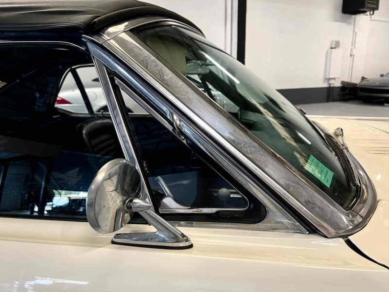 VENTE A PRO - Ford Mustang Cabriolet V8 | 1966 | Boîte 5 rapports Tremec | À restaurer 