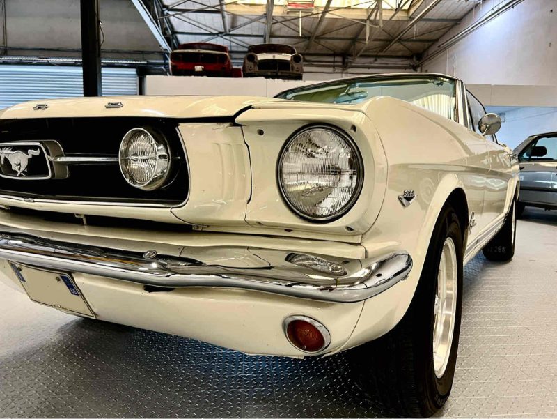 VENTE A PRO - Ford Mustang Cabriolet V8 | 1966 | Boîte 5 rapports Tremec | À restaurer 