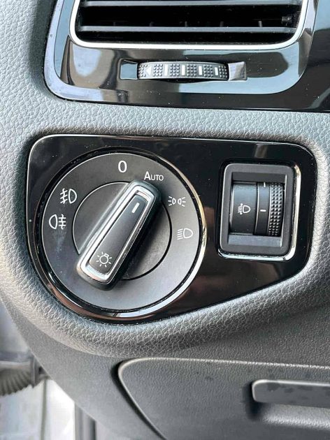 VOLKSWAGEN GOLF VII 2015