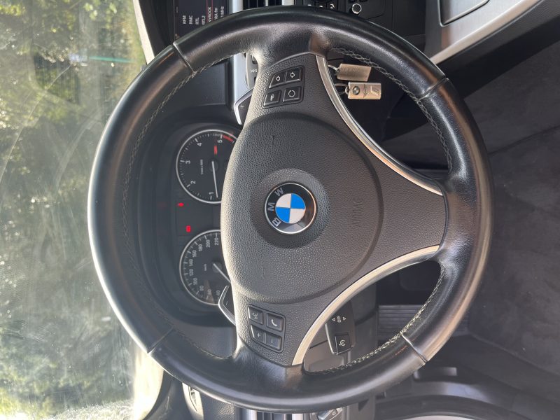 B.M.W. 3 Decapotable 2011