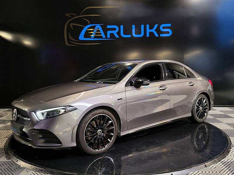 MERCEDES CLASSE A 250e 218cv AMG LINE / SUIVIS COMPLET MERCEDES / APPLE CARPLAY / ECLAIRAGE AMBIANCE