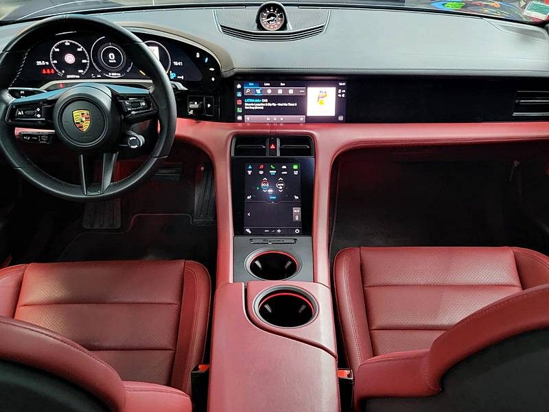 PORSCHE TAYCAN 4S 571 cv BATTERIE PERFORMANCE PLUS 