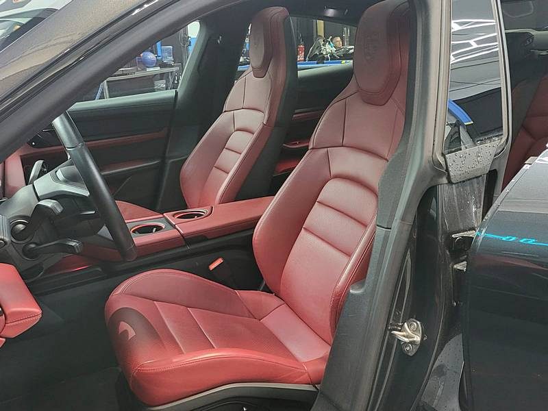 PORSCHE TAYCAN 4S 571 cv BATTERIE PERFORMANCE PLUS 