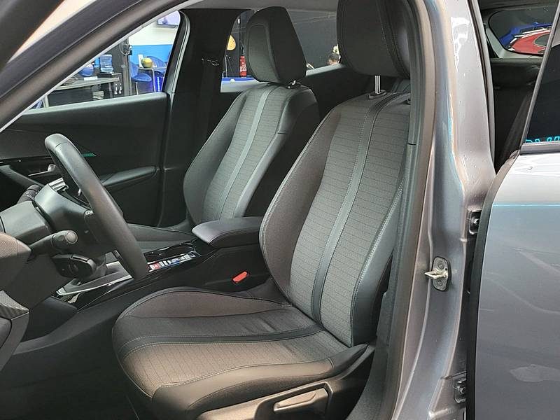 PEUGEOT 2008 II 1.2 100cv ALLURE