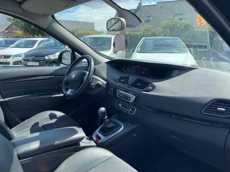 RENAULT SCENIC 