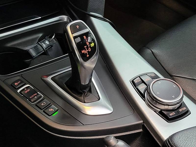 BMW Série 3 Gran Turismo 320d 184cv Luxury Boîte Auto