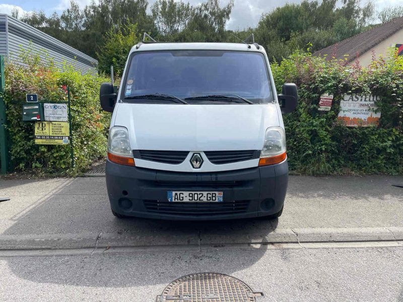 RENAULT MASTER II Fourgon 2.5DCI 100CV