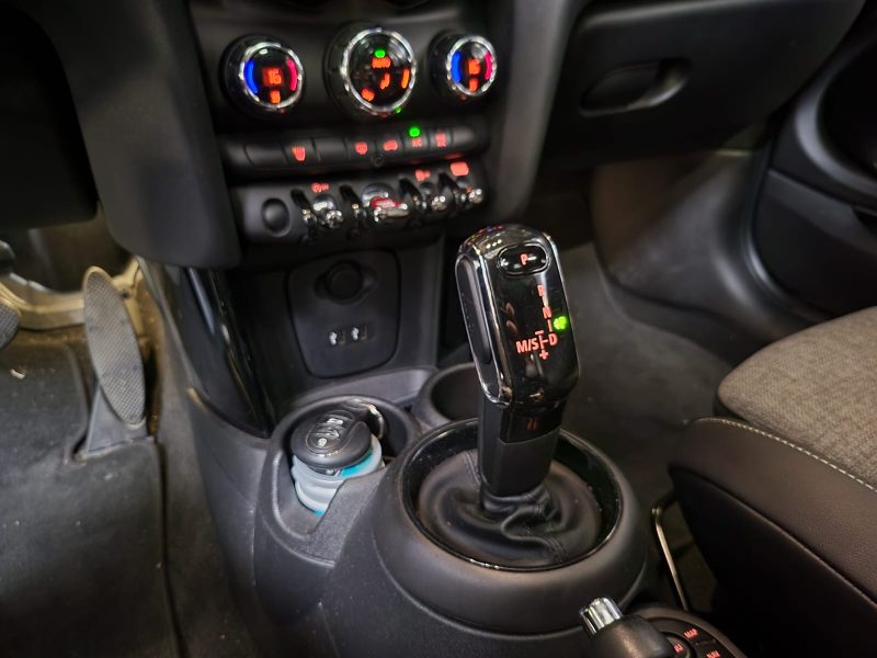 MINI ONE 1.5 i 12V 102CV EDITION GREENWICH BA /TOIT OUVRANT+CARPLAY+CAMERA/