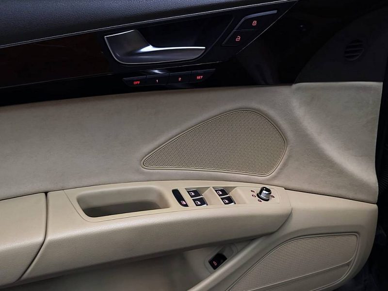 AUDI A8 4.2 V8 TDI 350cv Quattro Boîte Auto Tiptronic8