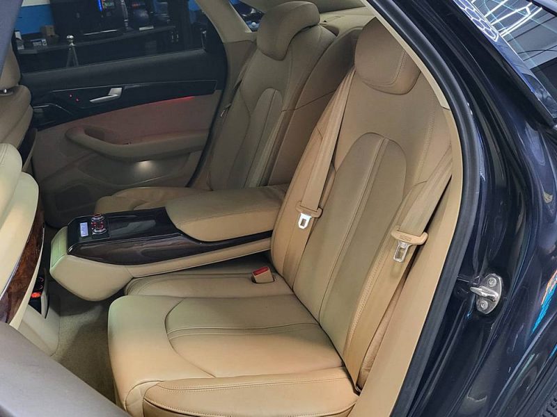 AUDI A8 4.2 V8 TDI 350cv Quattro Boîte Auto Tiptronic8